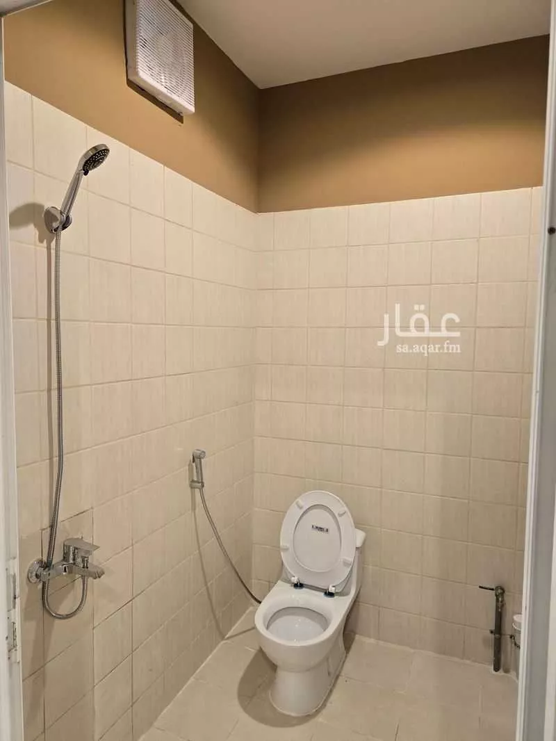 عمارة 593 م² في عبدالله فؤاد 13