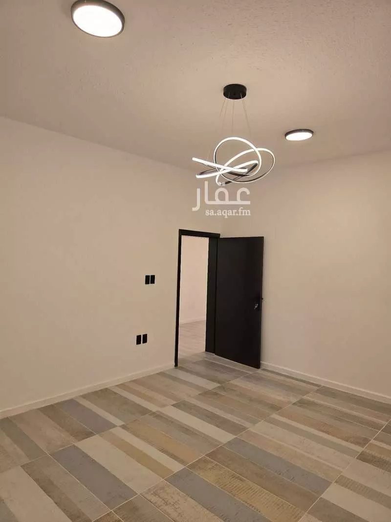 عمارة 593 م² في عبدالله فؤاد 16