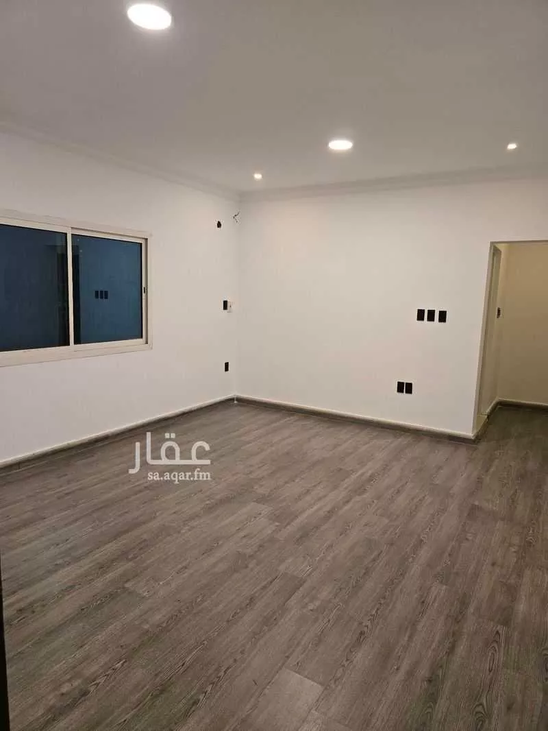 عمارة 593 م² في عبدالله فؤاد 23