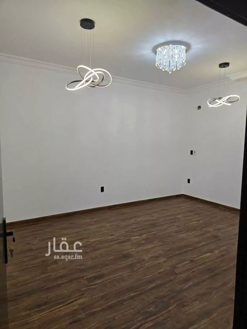 عمارة 593 م² في عبدالله فؤاد 29