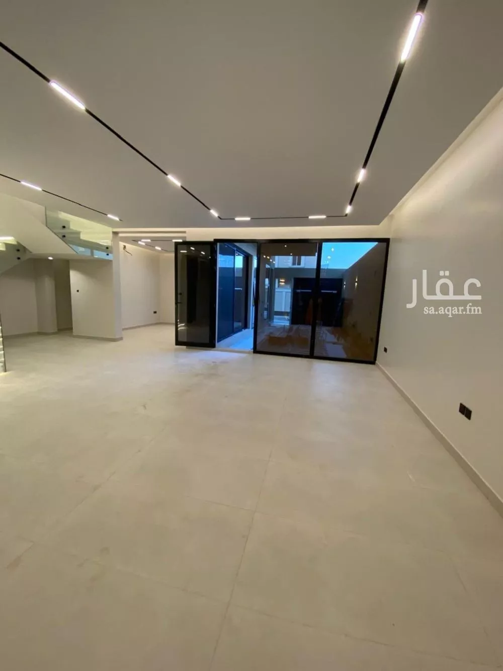 فيلا 5 غرف في النرجس 7