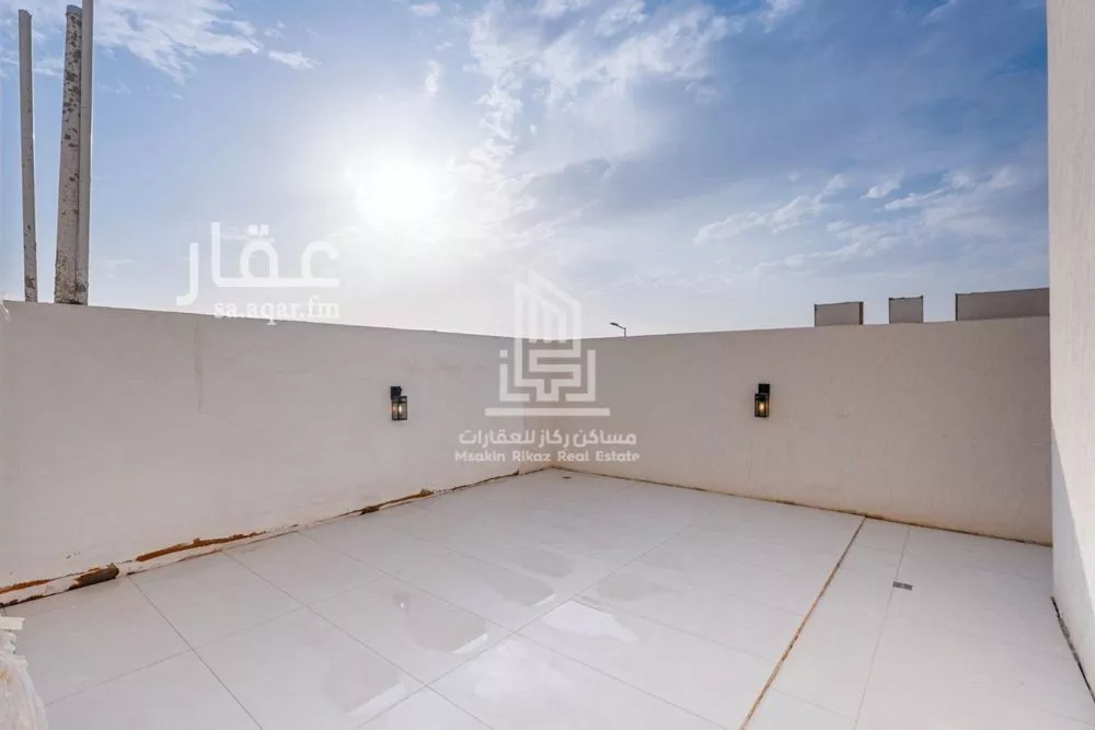 دور 3 غرف في السعادة 4