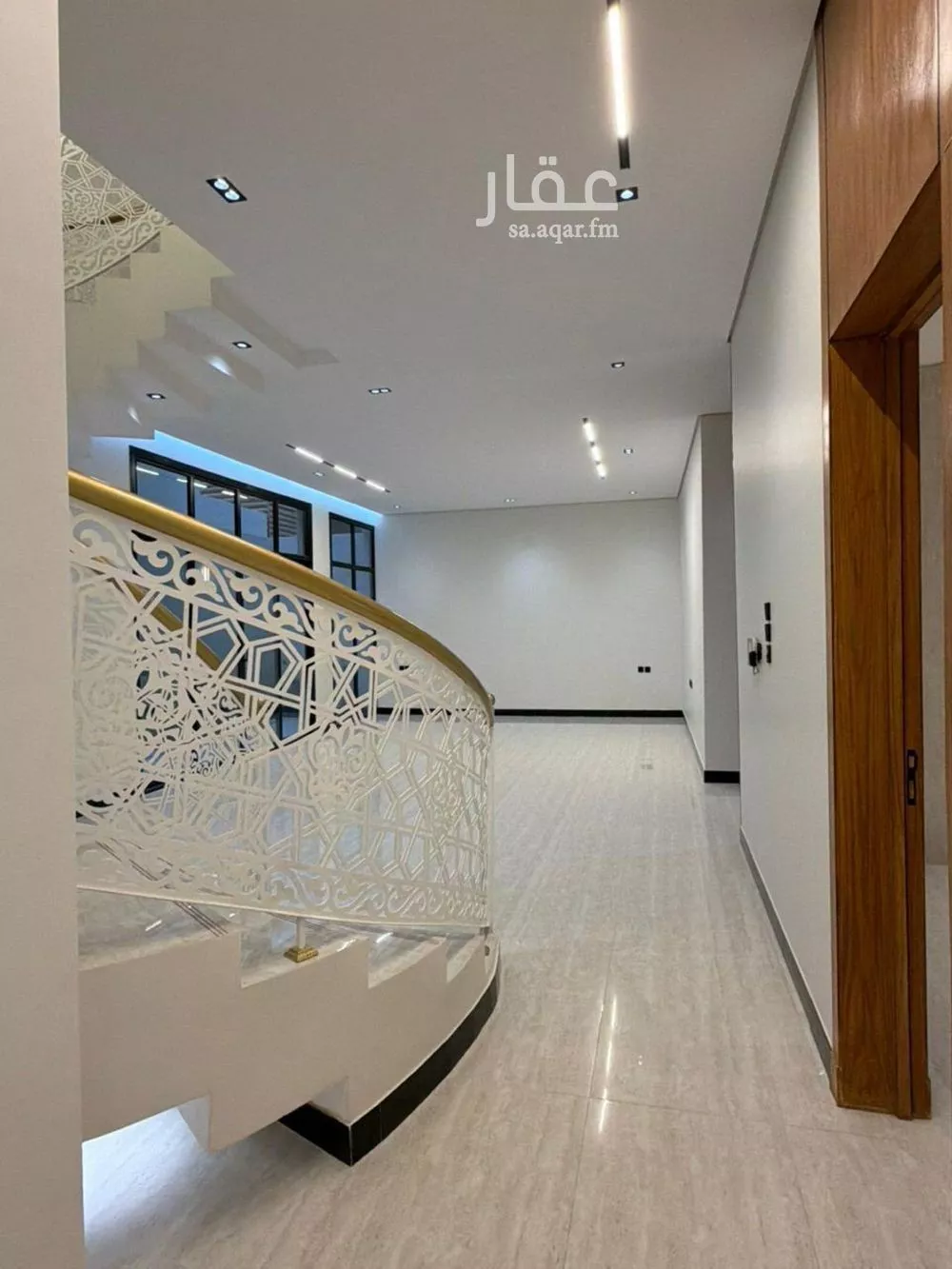 فيلا 4 غرف في الرمال 8
