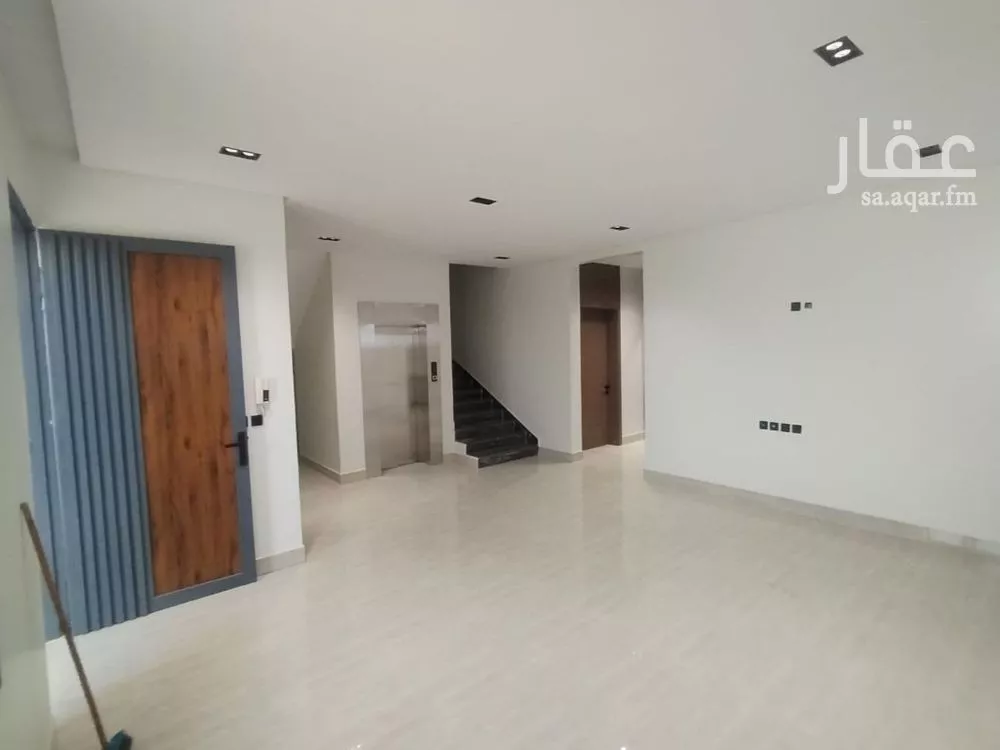 فيلا 5 غرف في طويق 11