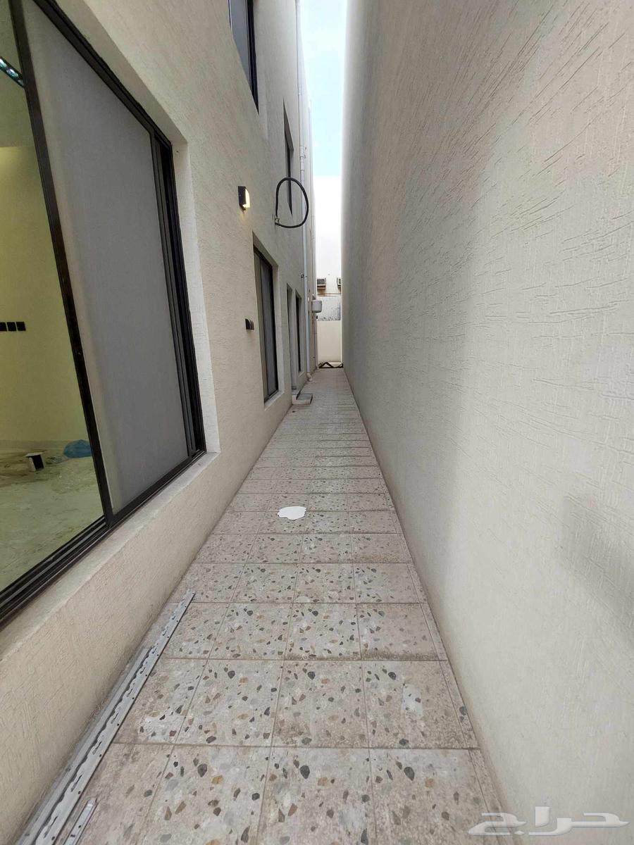 5 bedroom apartment in Uhud 2