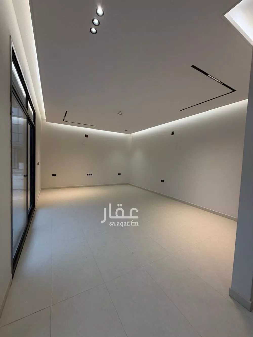 فيلا 6 غرف في الرمال 9