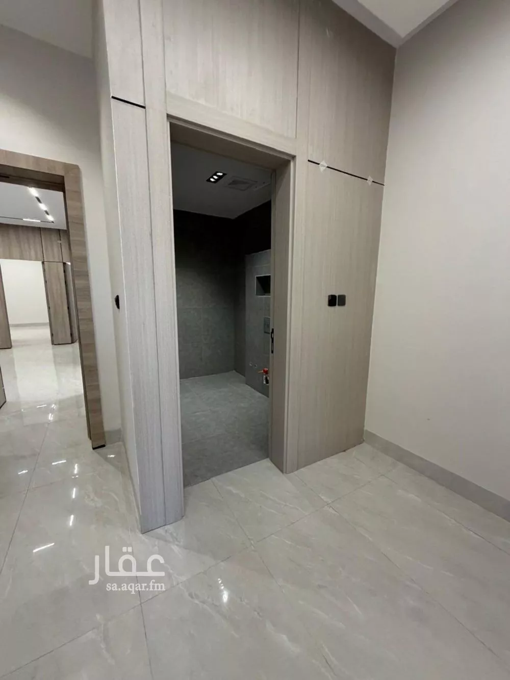 فيلا 4 غرف في المعيزلة 22
