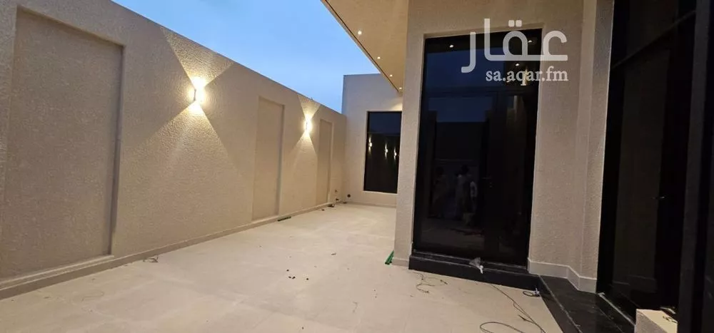 5 bedroom villa in Al Aridh 13