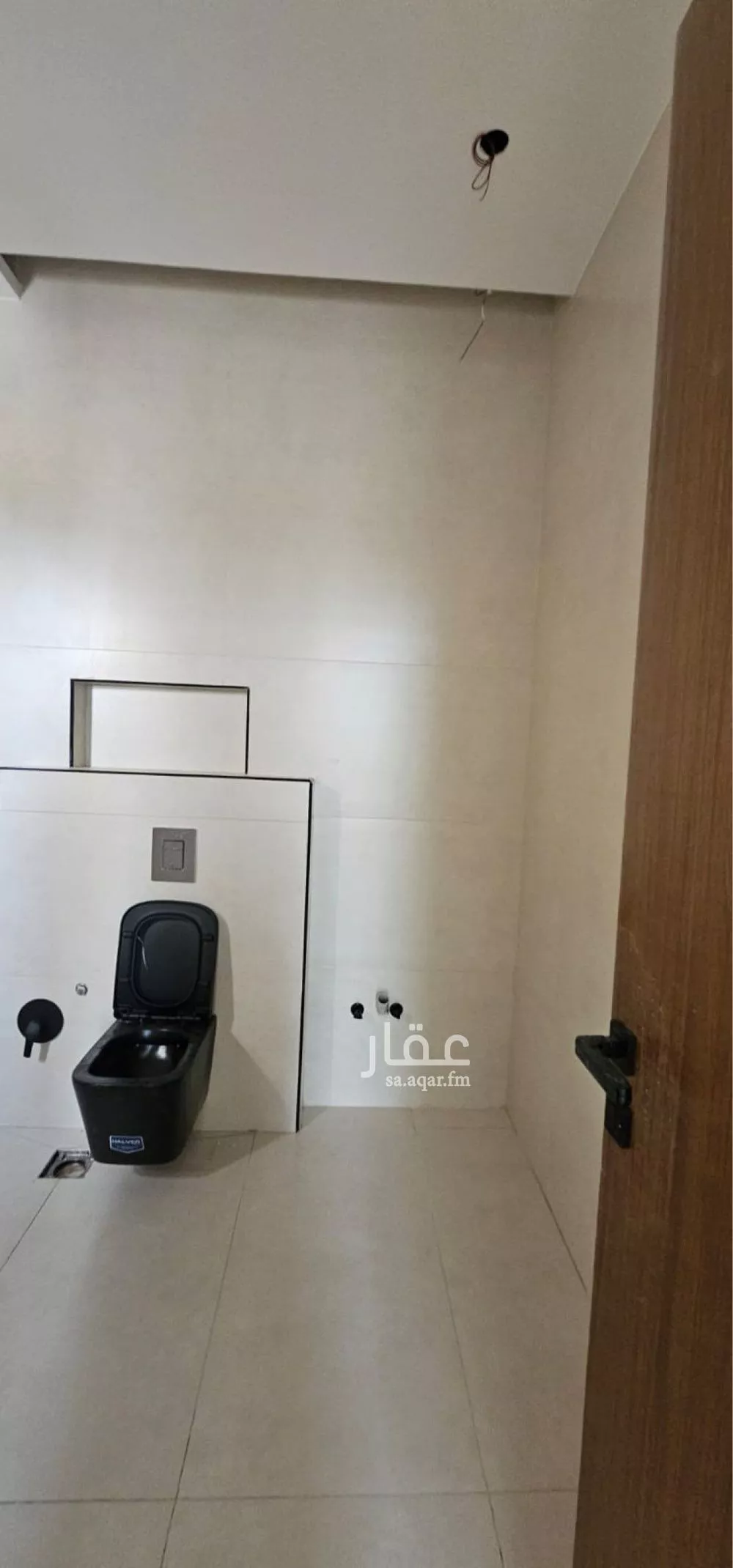 5 bedroom villa in Al Aridh 10