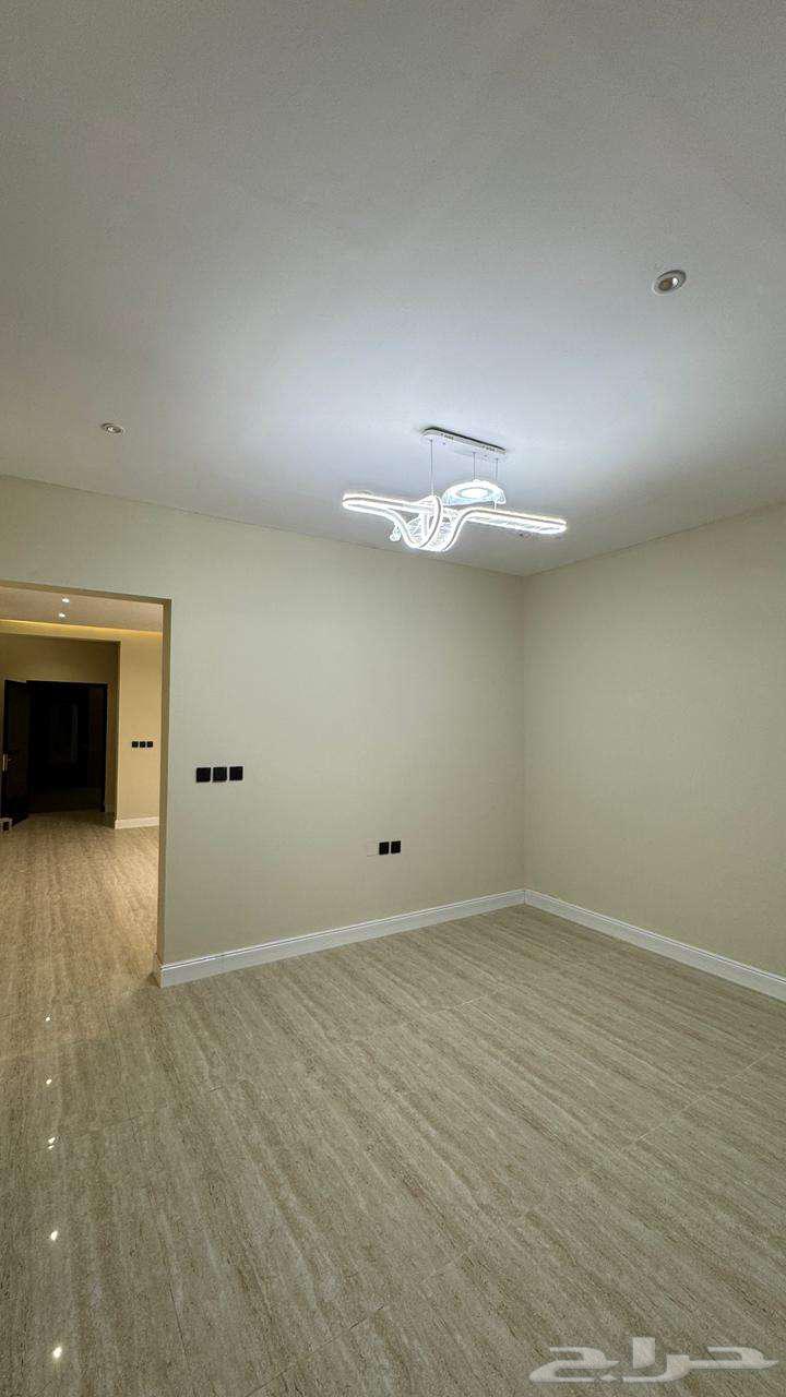 6 bedroom villa in As Sawari 6