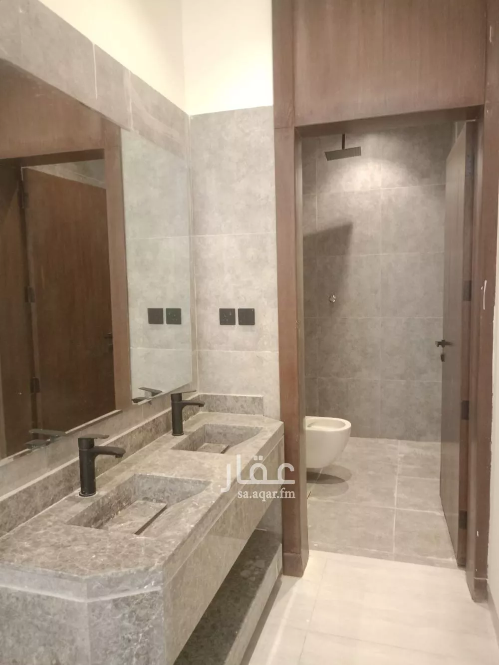 فيلا 4 غرف في الجنادرية 22