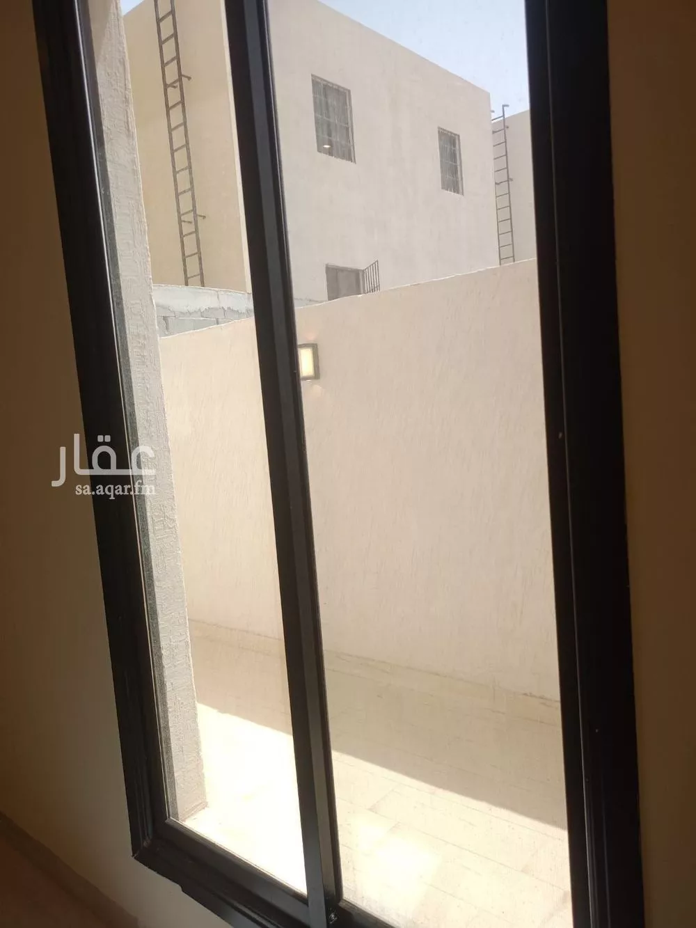 فيلا 4 غرف في الجنادرية 7
