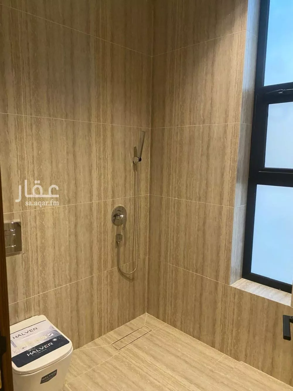 فيلا 4 غرف في النرجس 17