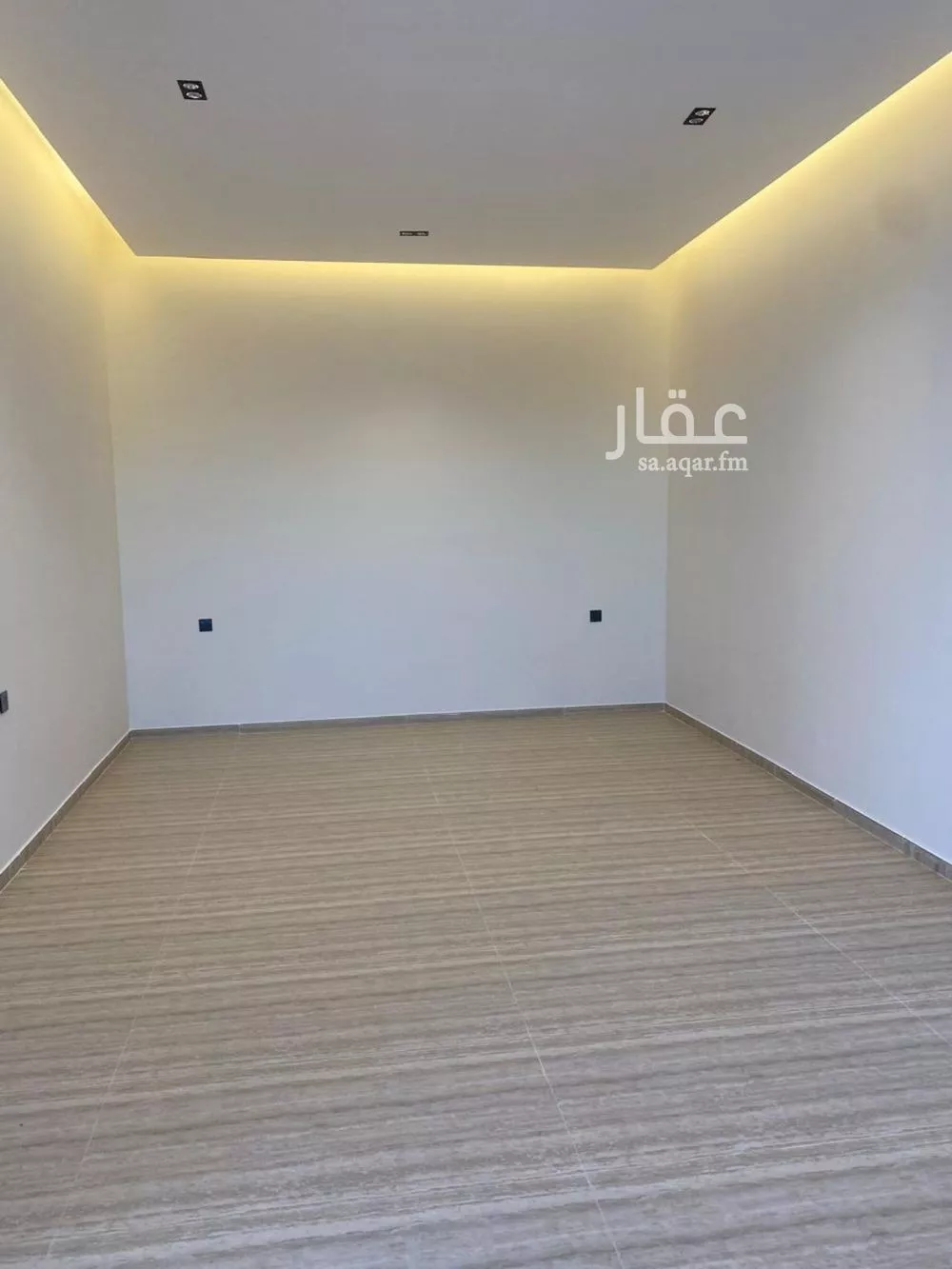 فيلا 4 غرف في النرجس 18