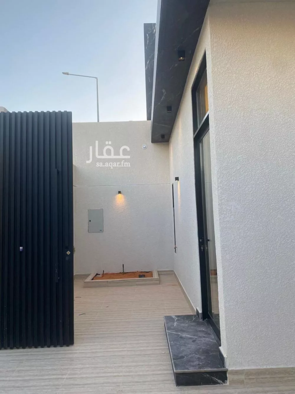 فيلا 4 غرف في النرجس 23