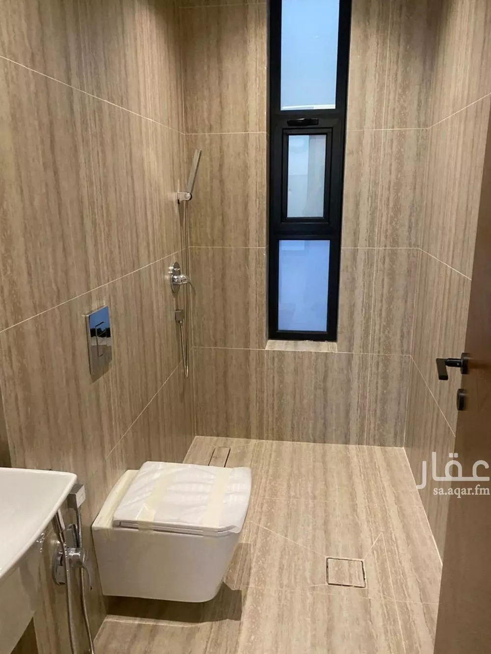 فيلا 4 غرف في النرجس 8