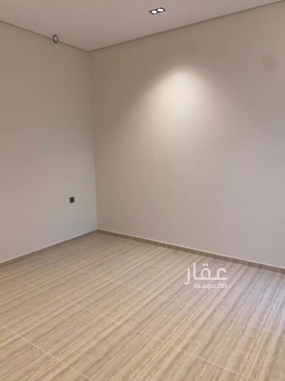 فيلا 4 غرف في النرجس 9
