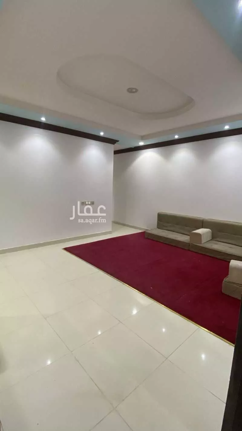 عمارة 916 م² في العارض 2