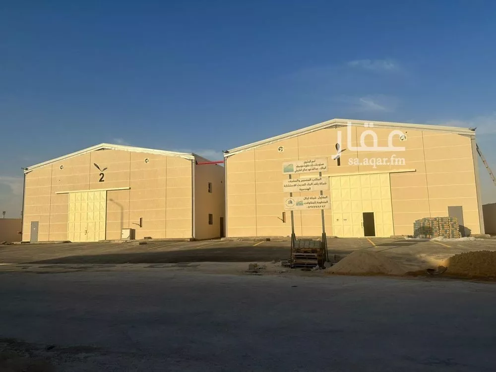 مستودع 4000 م² في طيبة 5
