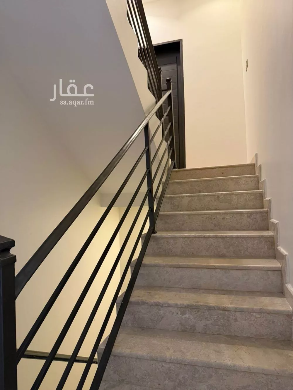 دور 3 غرف في العارض 5
