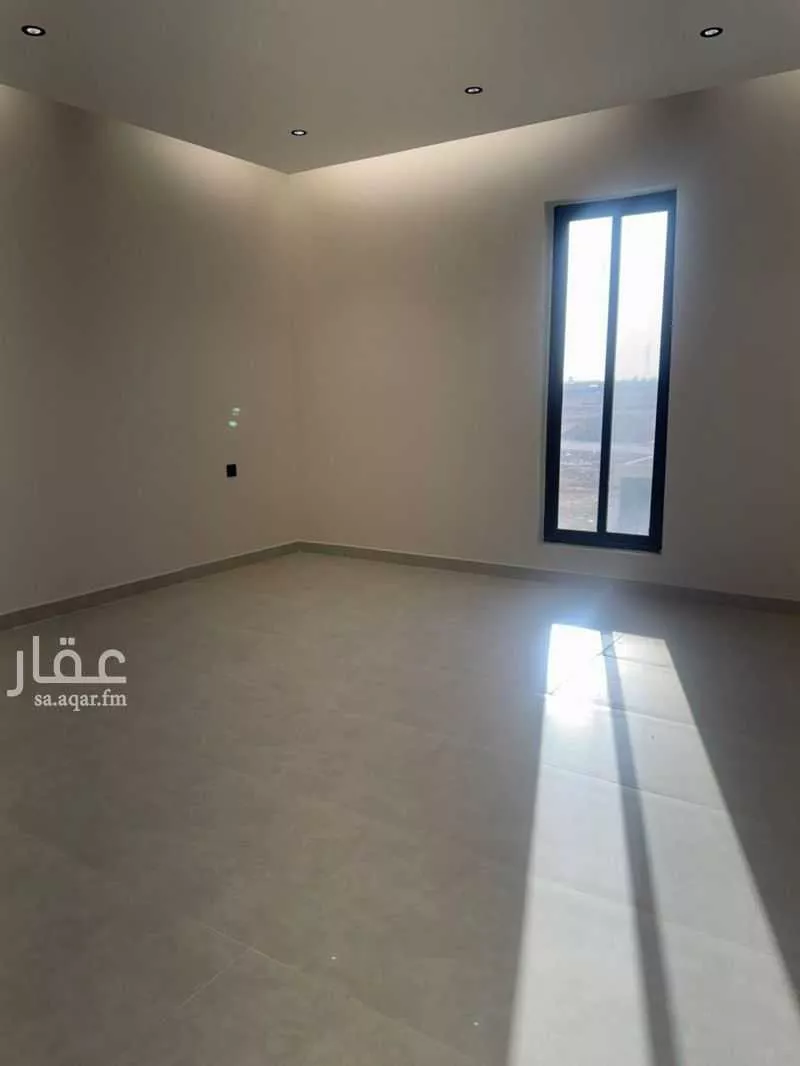 فيلا 8 غرف في ديراب 17