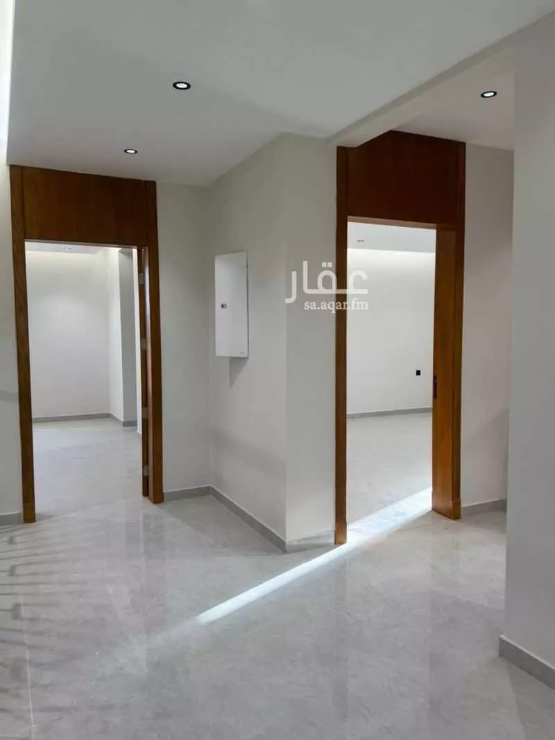 فيلا 8 غرف في ديراب 24