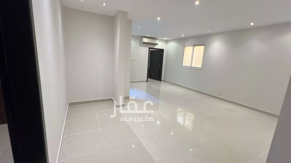 3 bedroom floor in Al Yasmin 4