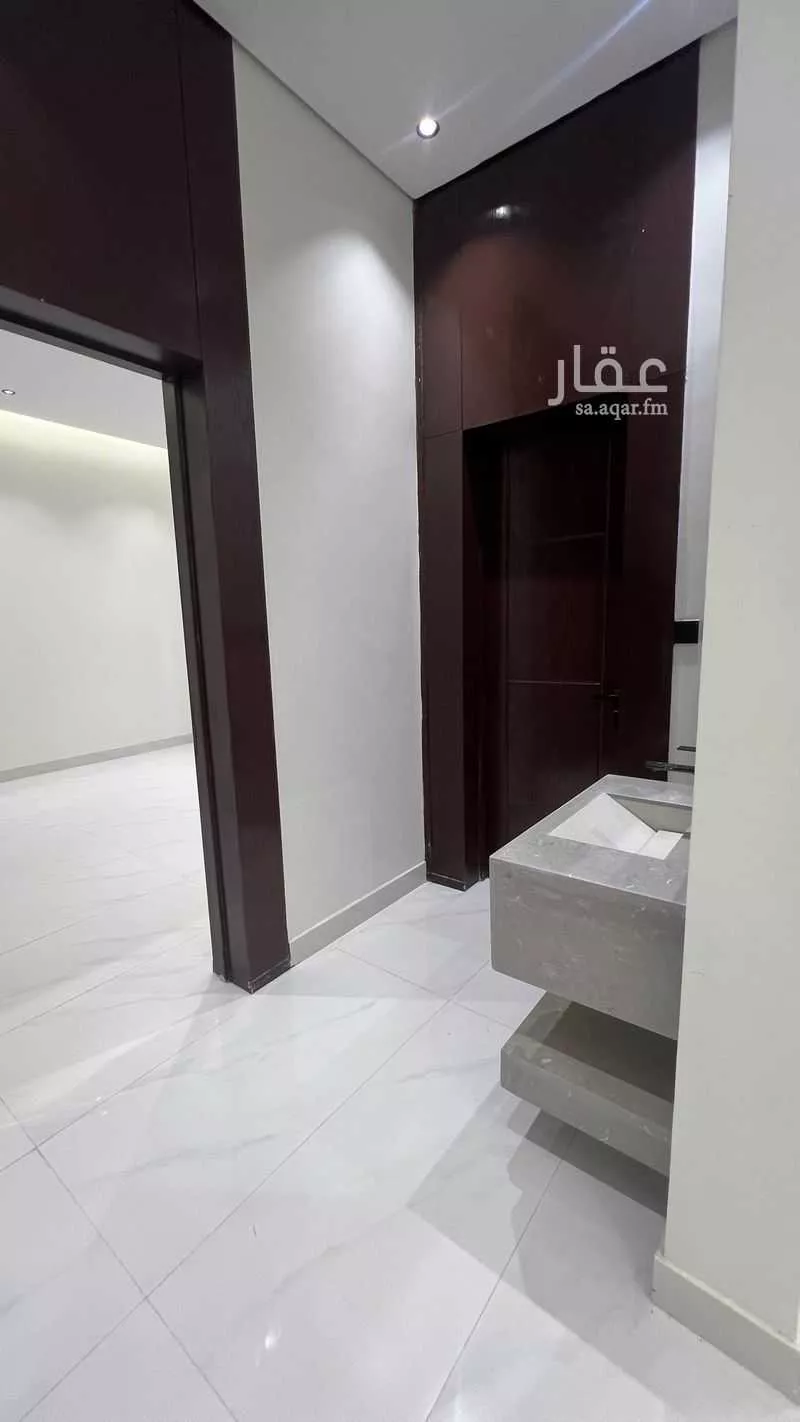 فيلا 5 غرف في القادسية 2