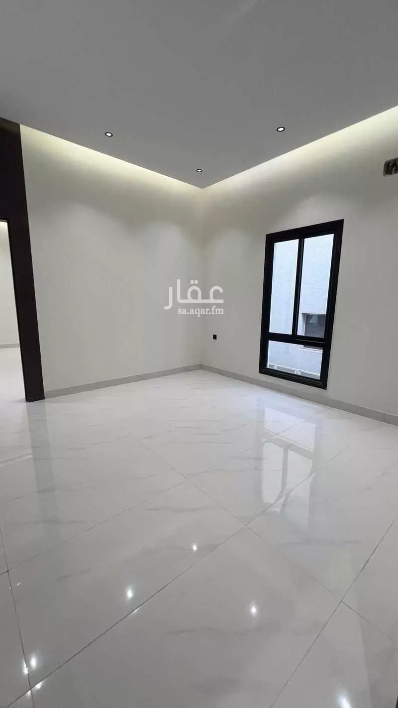 فيلا 5 غرف في القادسية 8