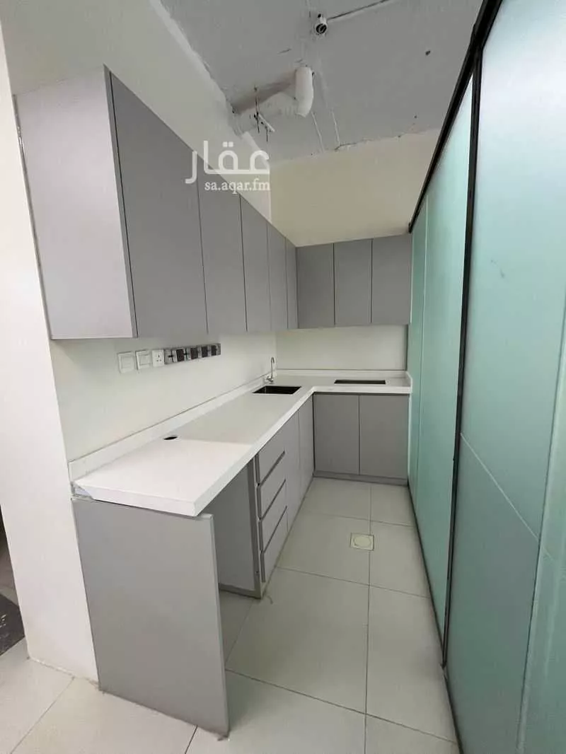 عمارة 690 م² في الفيحاء 6