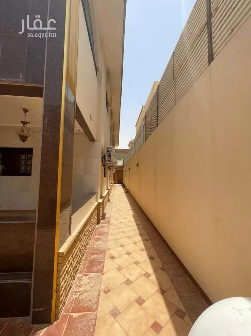 فيلا 6 غرف في الربوة 4
