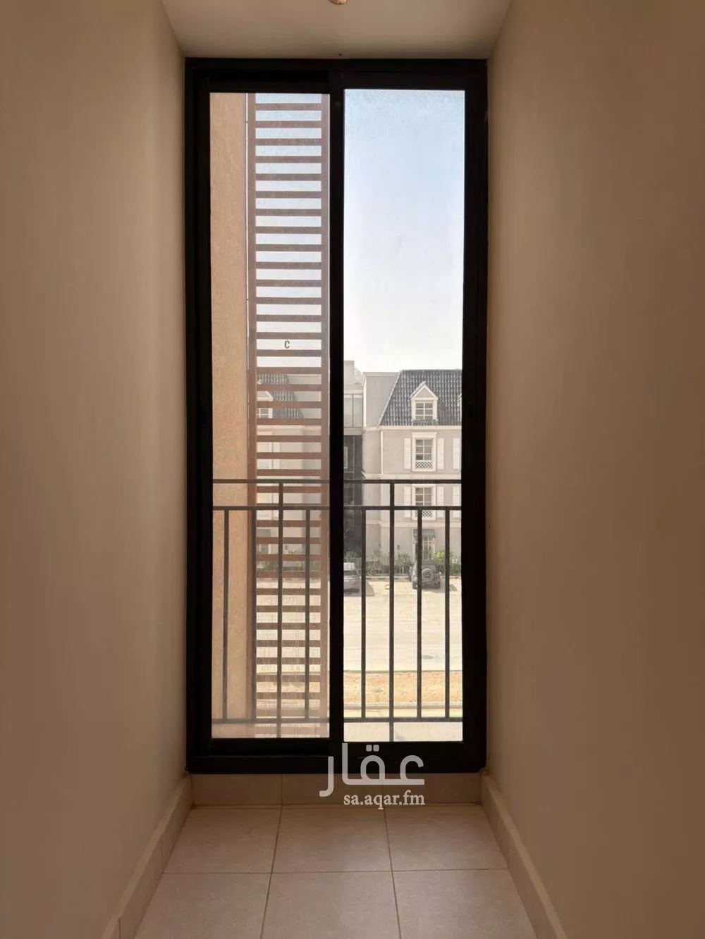شقة 3 غرف في العارض 3