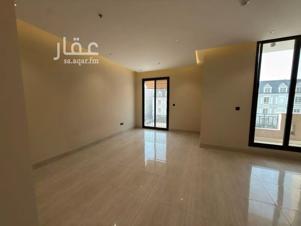 شقة 3 غرف في العارض 8