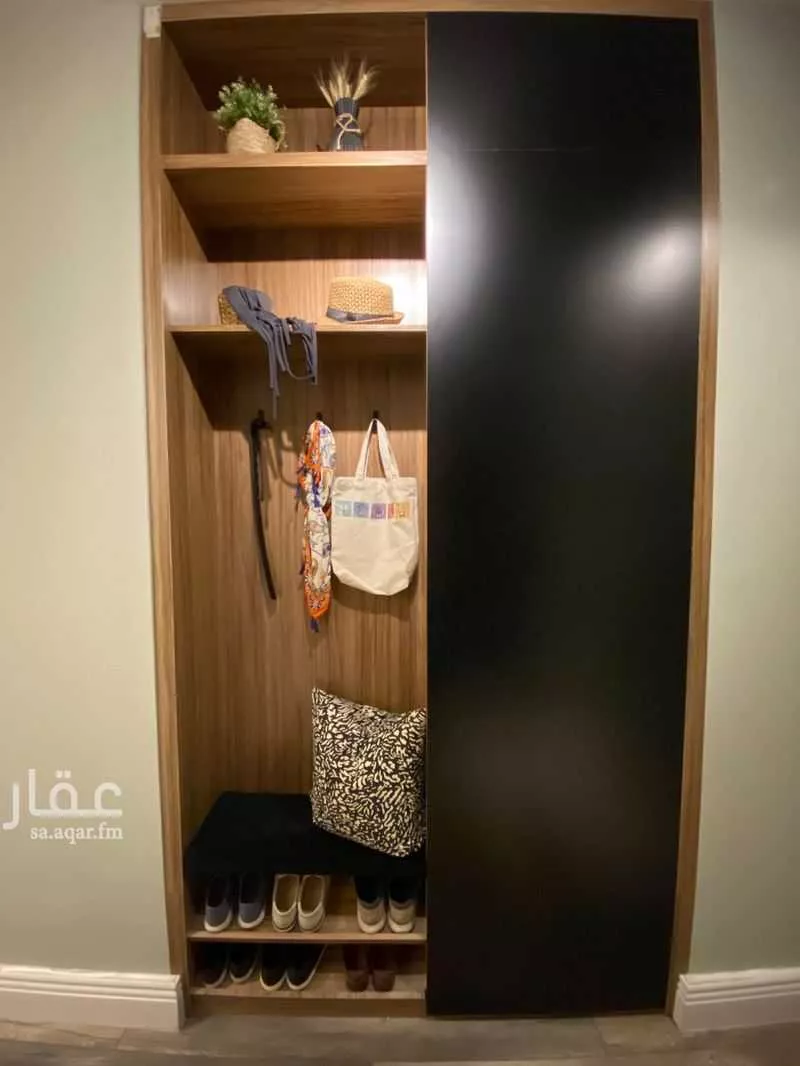 3 bedroom apartment in Al Yasmin 4