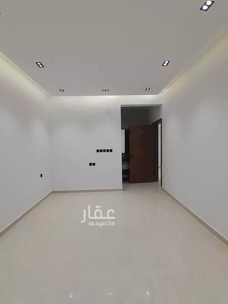 فيلا 6 غرف في طويق 12