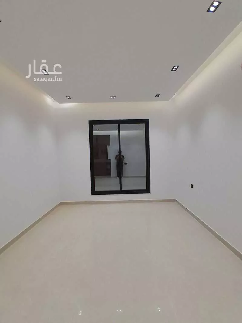 فيلا 6 غرف في طويق 17