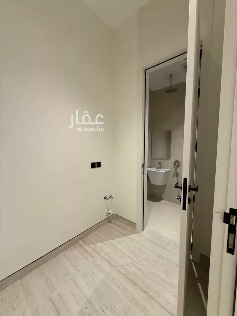 فيلا 6 غرف في الرمال 18