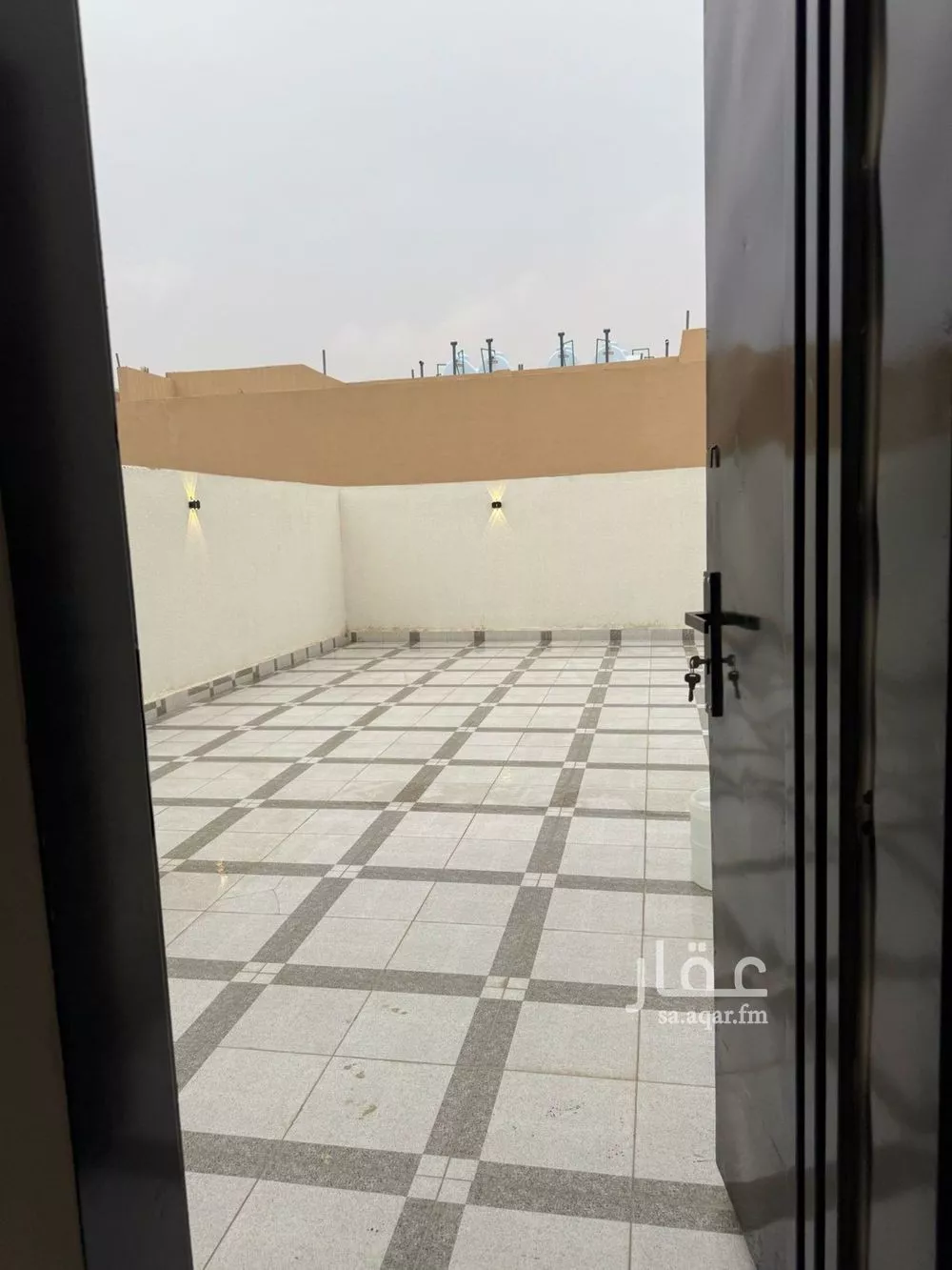 دور 1 غرف في الشرق 8