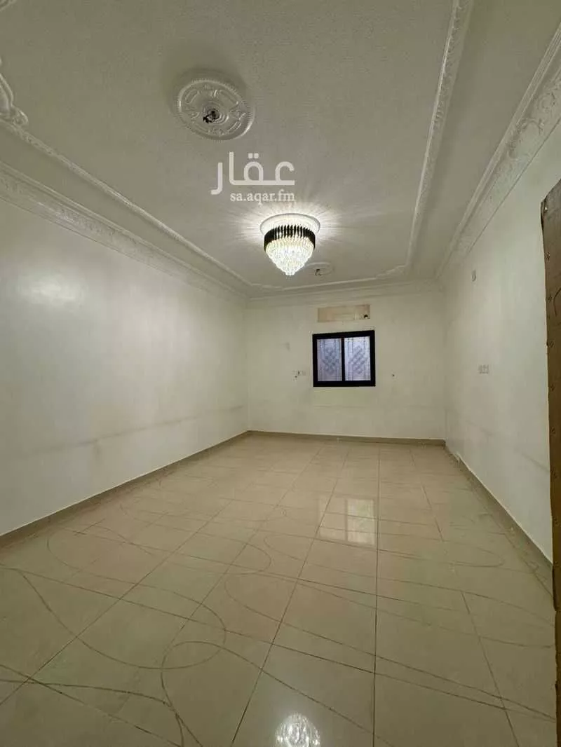 فيلا 6 غرف في النظيم 2