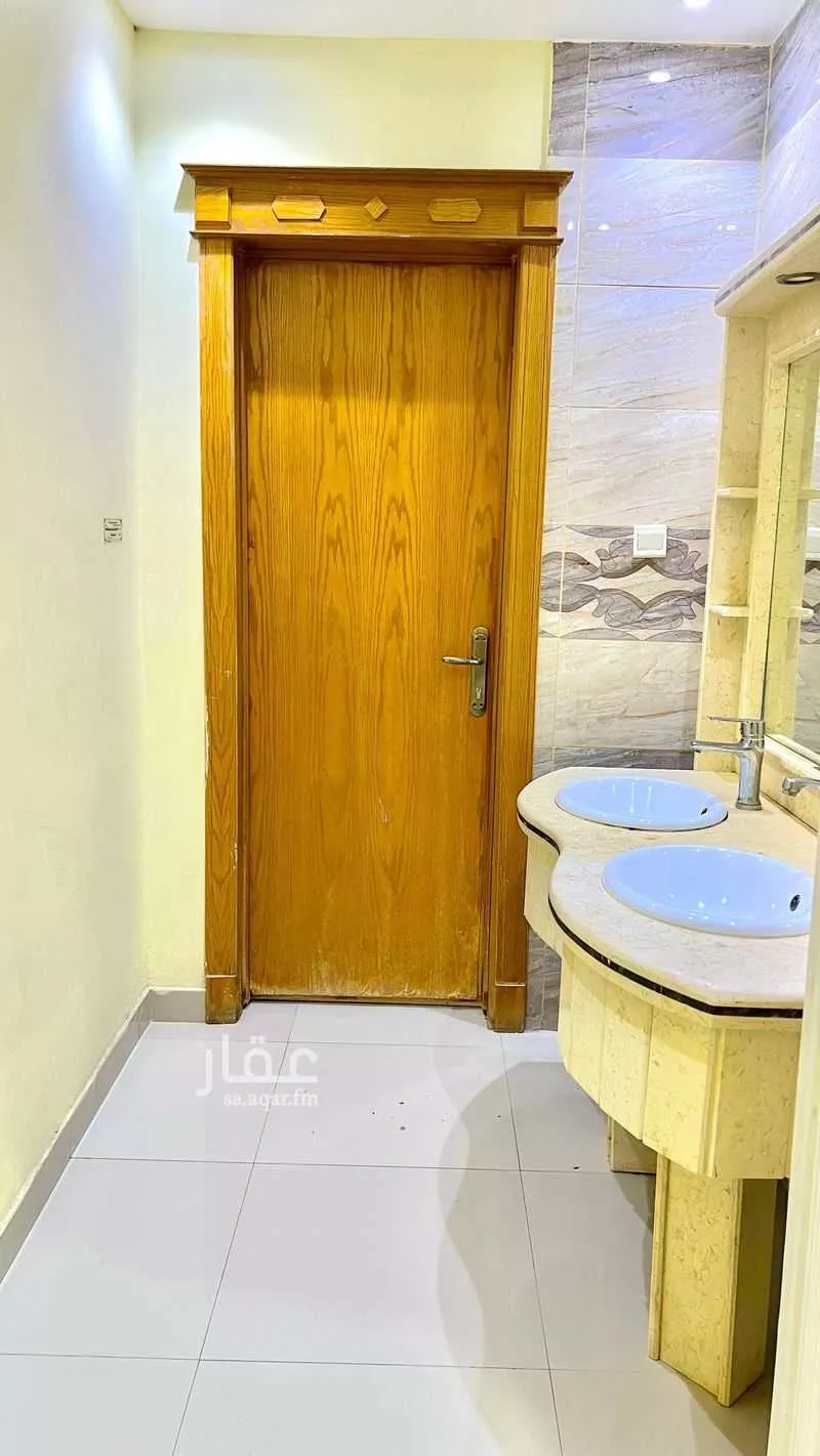 3 bedroom floor in Al Nahda 2