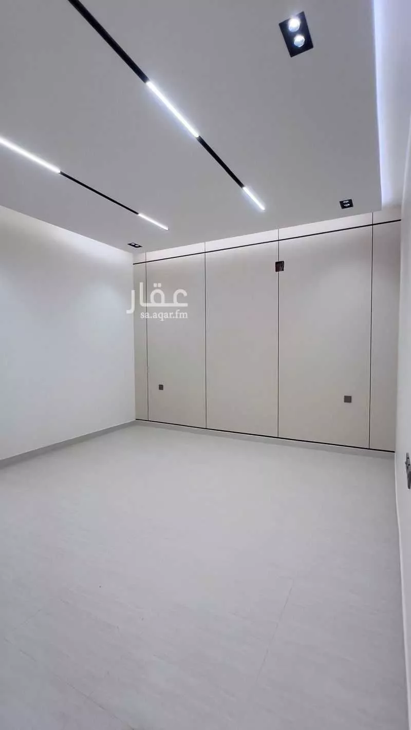 فيلا 8 غرف في الرمال 2