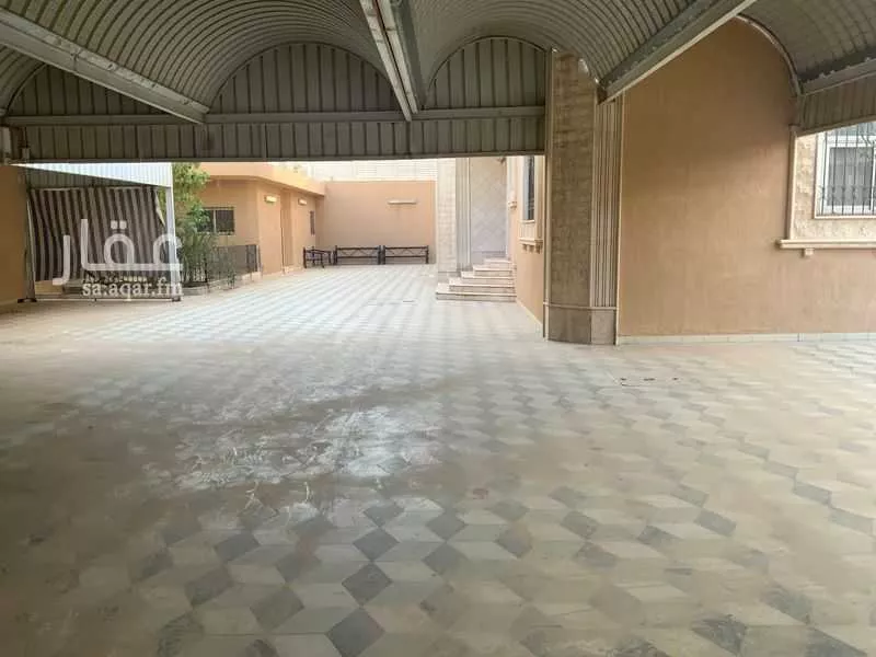 10 bedroom villa in Al Rawabi 6