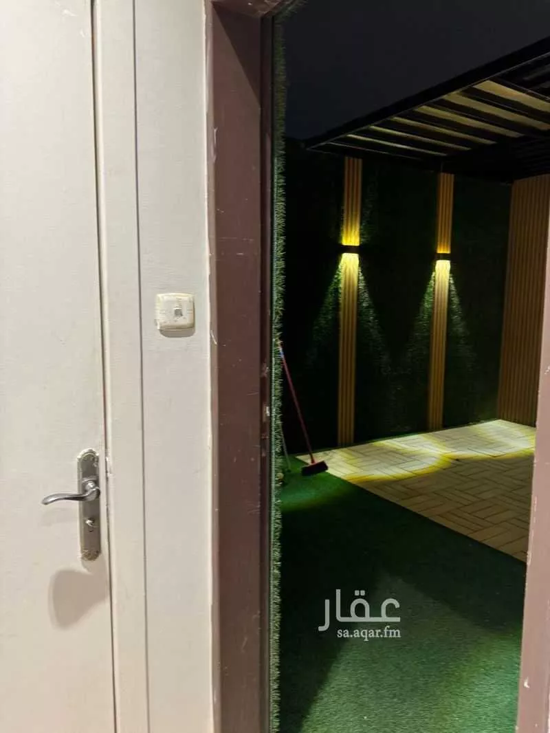 2 bedroom apartment in Umm Al Hamam Al Sharqi 4