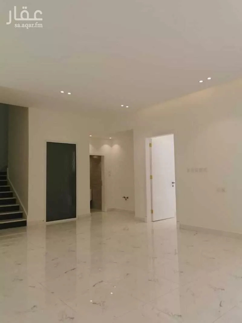 7 bedroom villa in Al Aridh 2