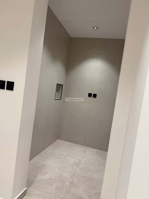 4 bedroom apartment in Al Wahah, Eastern Province 2
