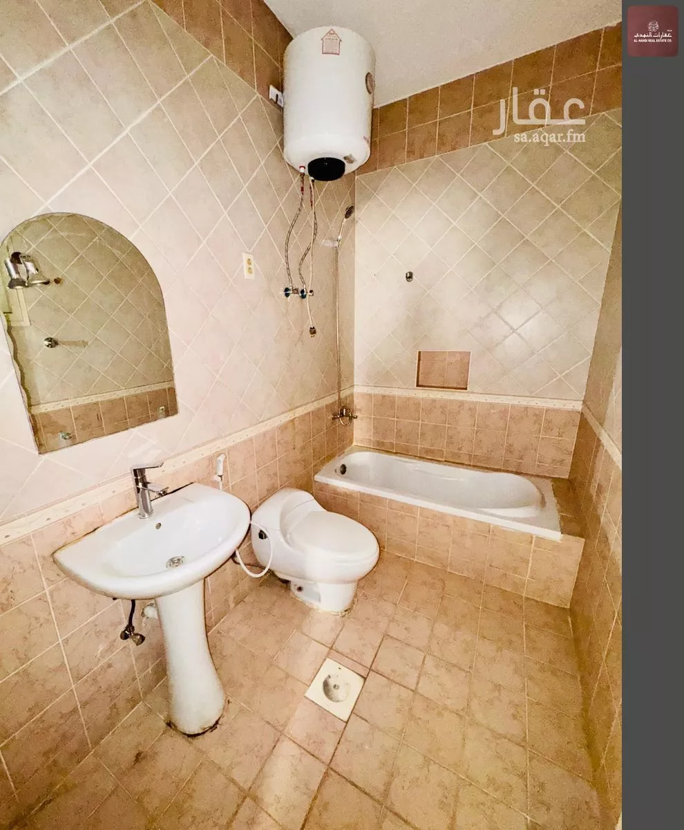 2 bedroom apartment in South Al Khobar 6