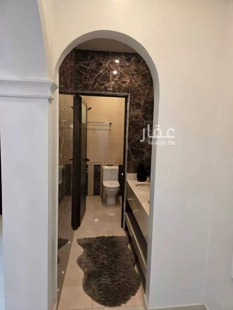 5 bedroom floor in Al Jisr 7