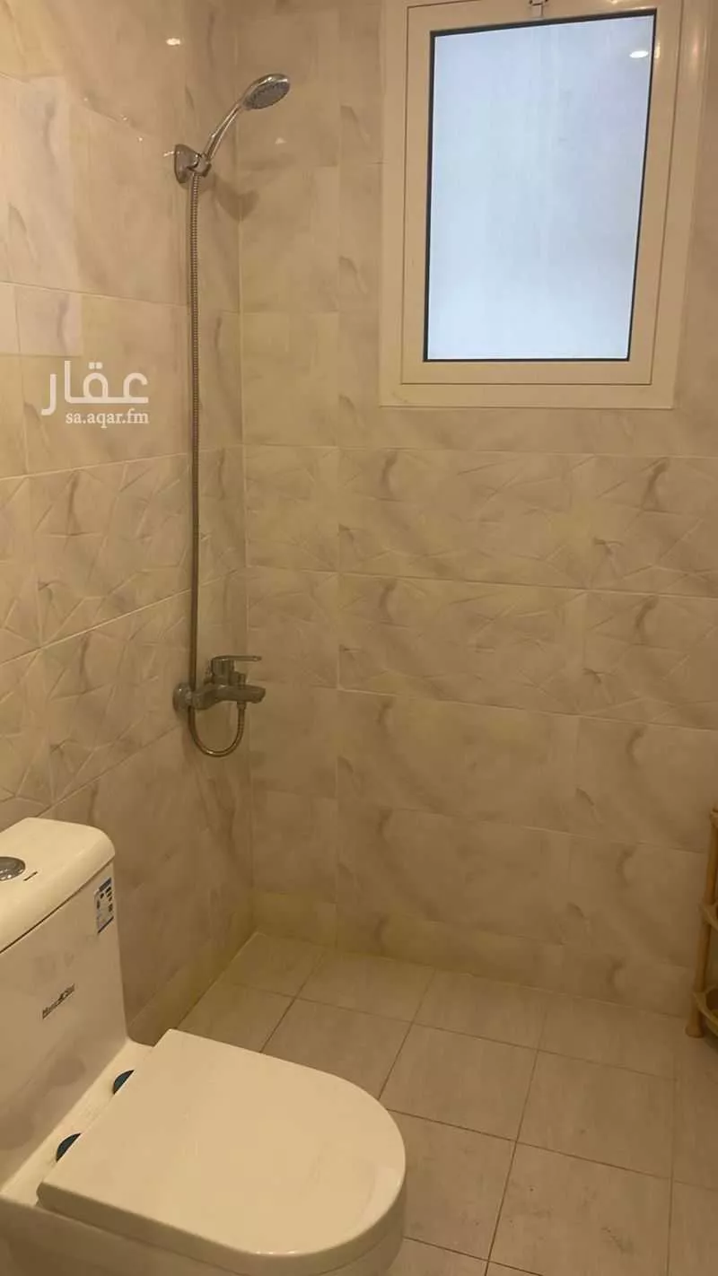 شقة 3 غرف في الحمرا 17