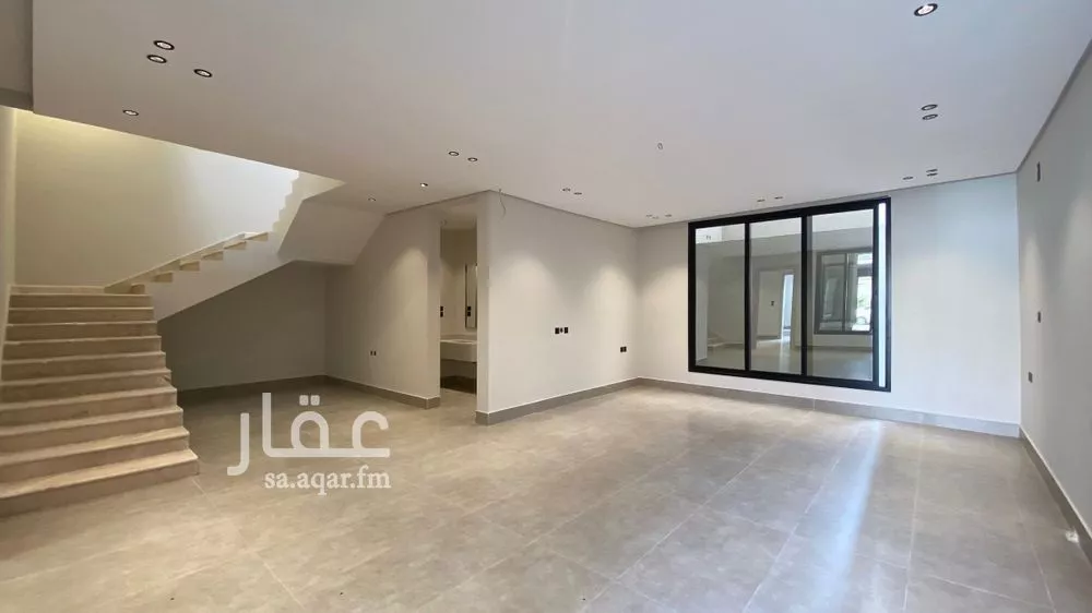 فيلا 7 غرف في الصواري 4