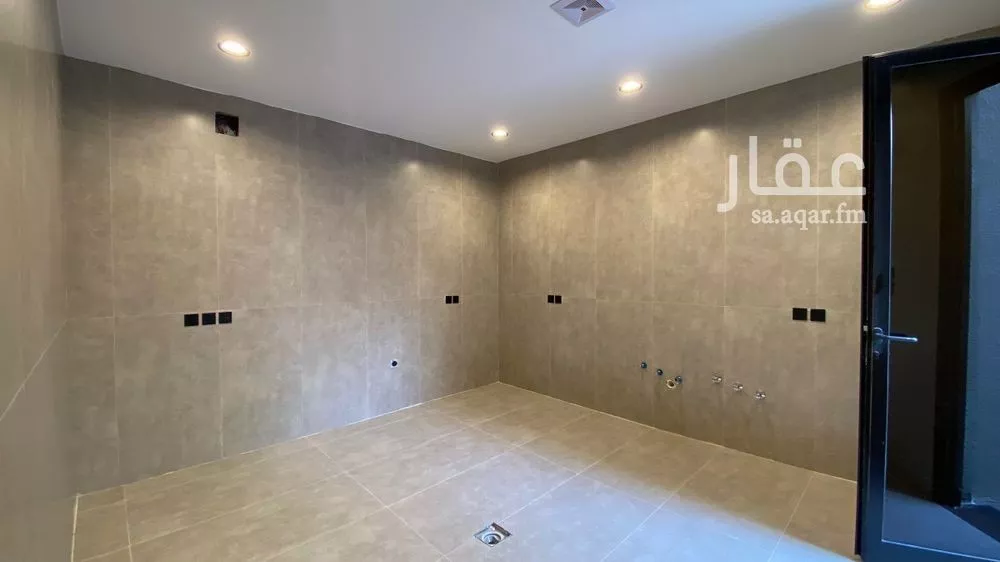فيلا 7 غرف في الصواري 5